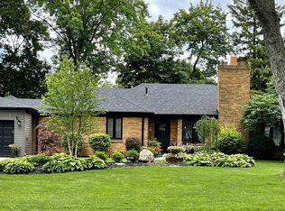 1690 Lathrup Ave, Saginaw, MI 48638