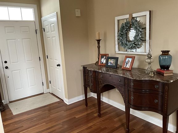4th image of 6032 Willingford Ln #9