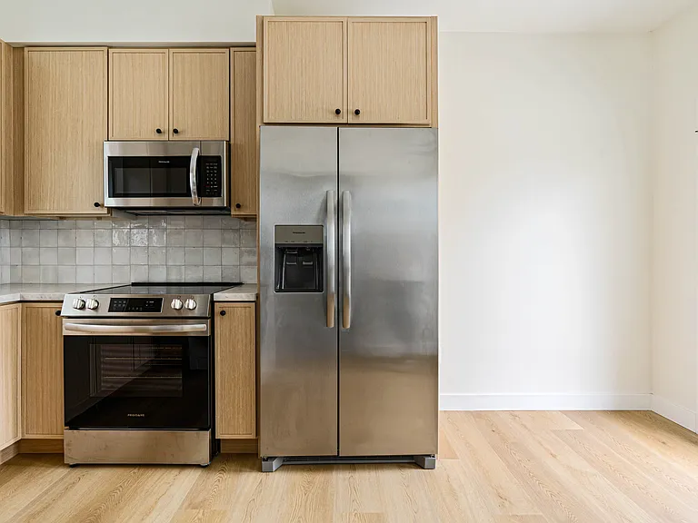 1953 Emerald St #2 — Photo 2