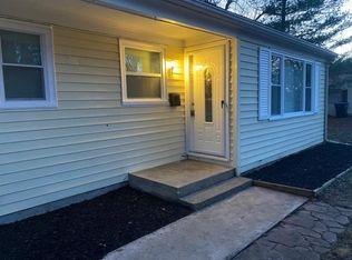 2429 SW 25th Dr, Topeka, KS 66611