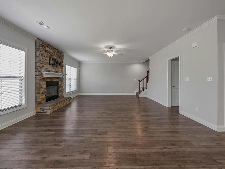 4155 Sperling Dr — Photo 12