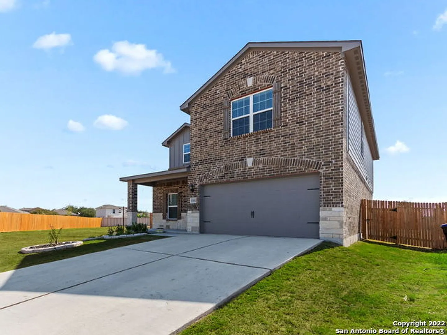 5-Bedroom Home In Luckey Ranch — Photo 3