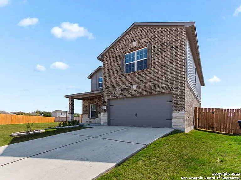6550 Underwood Way — Photo 3