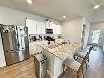 380 Arbor Hls — Photo 16