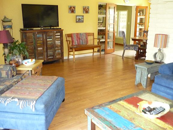 Left side of living room
