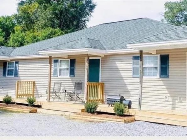 3557 Edgewood Rd, Millbrook, AL 36054