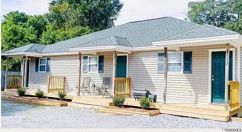 3557 Edgewood Rd Photo 1
