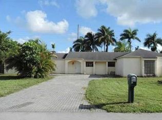 15361 SW 152nd Ter, Miami, FL 33187