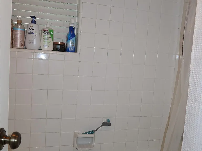 3400 Speedway St #104 — Photo 21