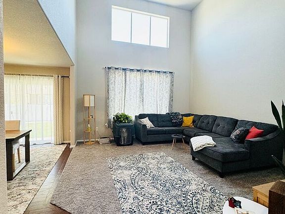 5th image of 702 Cavern St