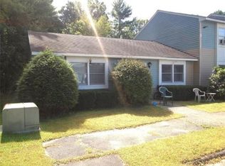 837 Partridgeville Rd APT 1A, Athol, MA 01331