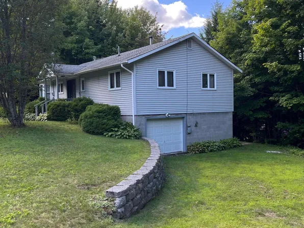 297 Lake Rd, Star Lake, NY 13690