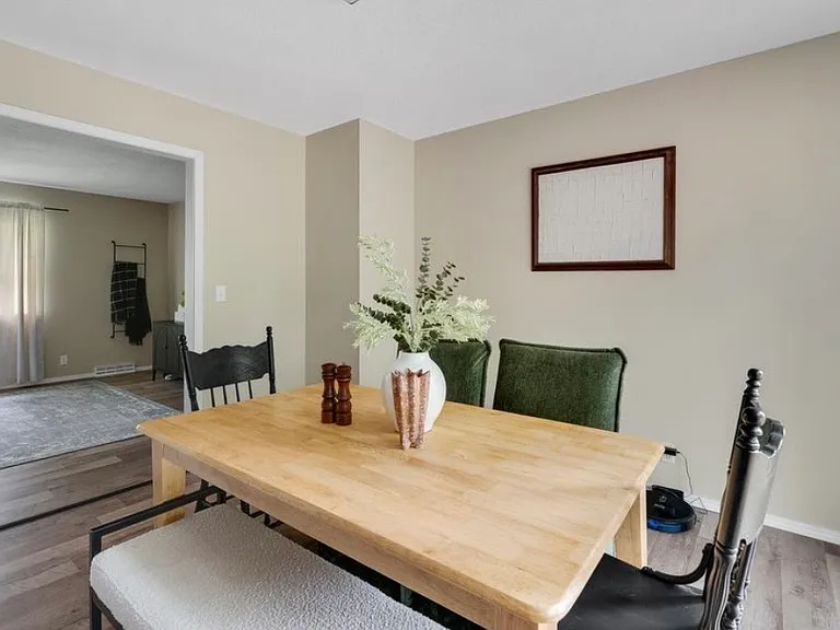 134 Valleyview Dr — Photo 8