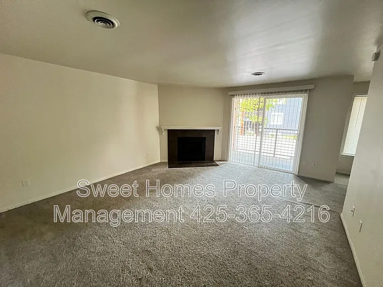 12219 Bel Red Rd #D102 — Photo 7