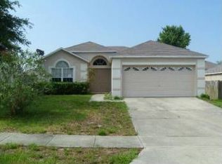 532 Wekiva Bluff St, Apopka, FL 32712