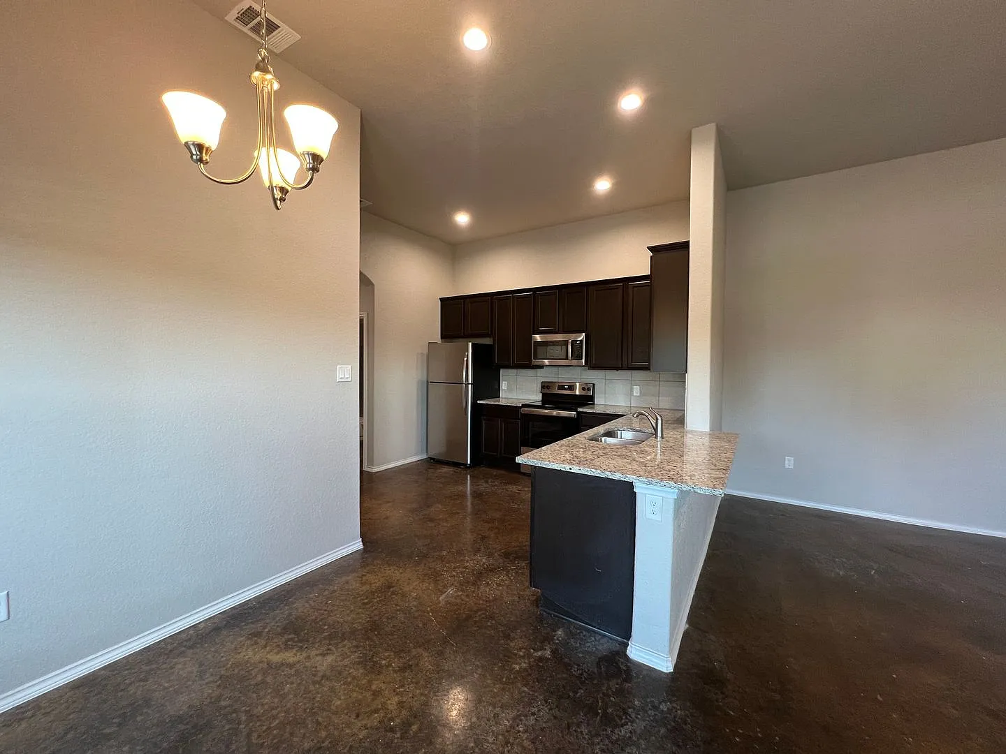 Move-In Ready | No Monthly Fees | Modern Duplex with No Carpet — Photo 4