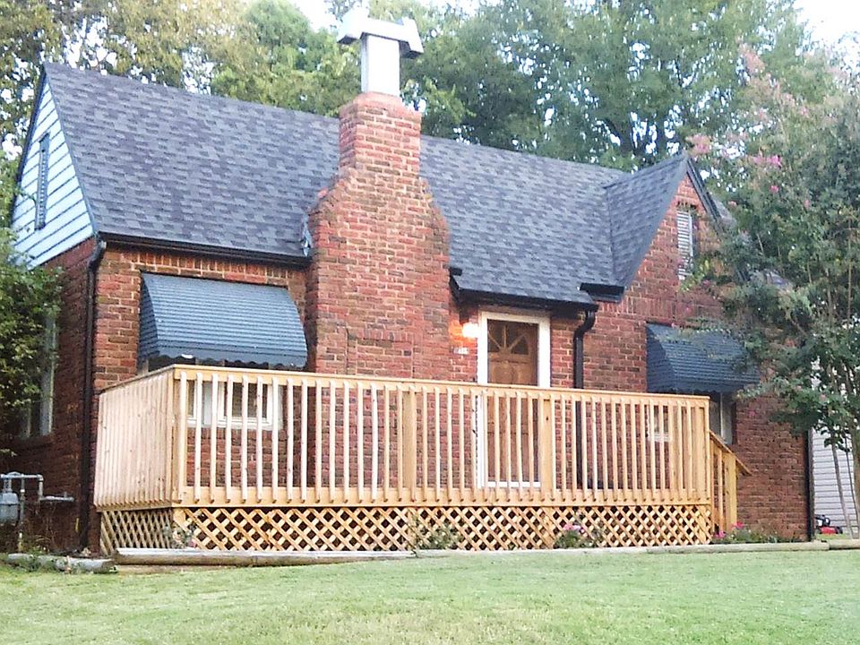 1st image of 1215 S Sandusky Ave