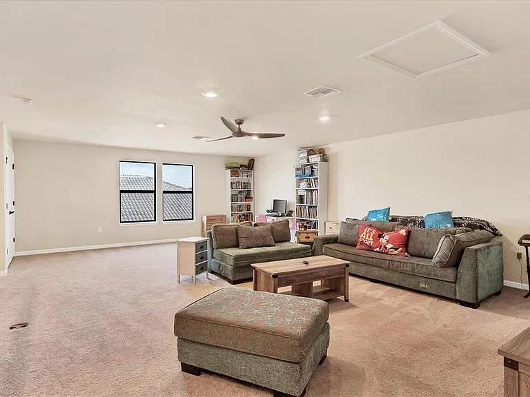 5721 Sweet Leaf Way — Photo 35