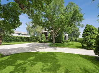 810 David Whites Ln, Southampton, NY 11968
