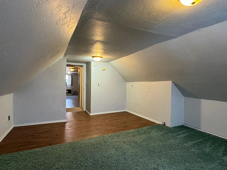 418 Greenwood St #7 — Photo 7