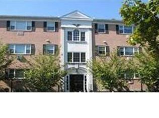 420 N Wayne Ave APT 3, Wayne, PA 19087