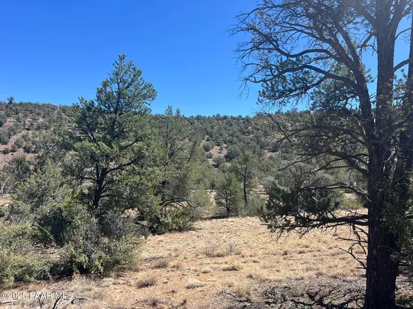 212 Arizona Rd, Ash Fork, AZ 86320