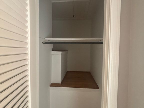 4th image of 2716 Sharon Way