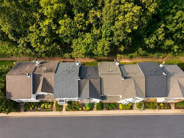 1745 Kilmington Ct — Photo 33