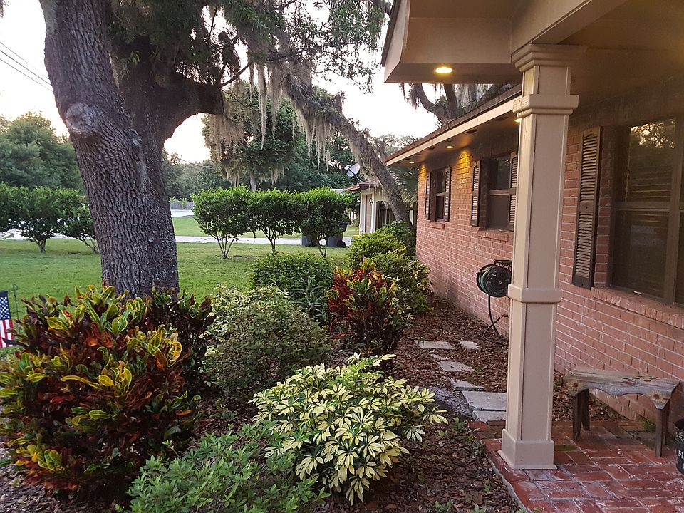 2nd image of 5305 Lake Luther Rd