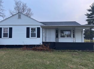 1429 E Broadway St, Streator, IL 61364