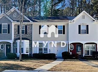 6123 Camden Forrest Cv, Riverdale, GA