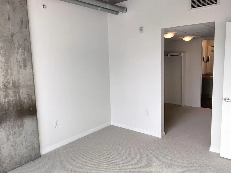 1475 Delgany St #607 — Photo 12