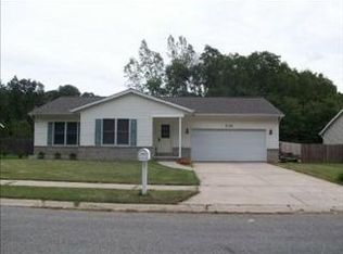2129 Saffron St, Portage, IN 46368