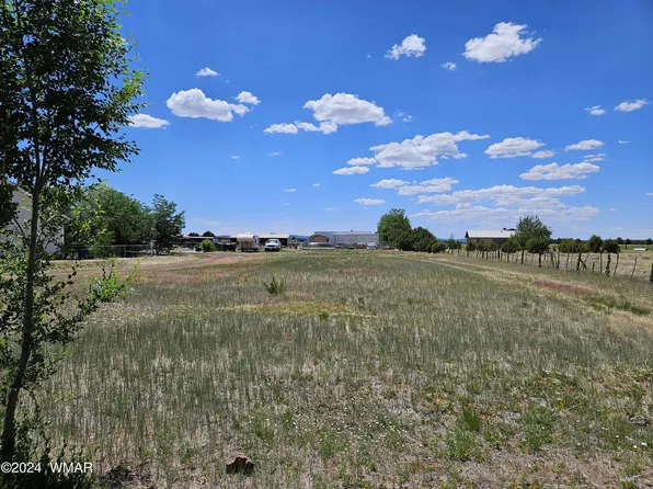 N 6th St, Show Low, AZ 85901