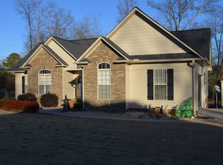 60 Crickett Ln, Sardis City, AL 35956