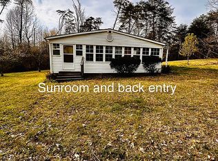 2692 S Pine Hill Rd, Lexington, IN 47138