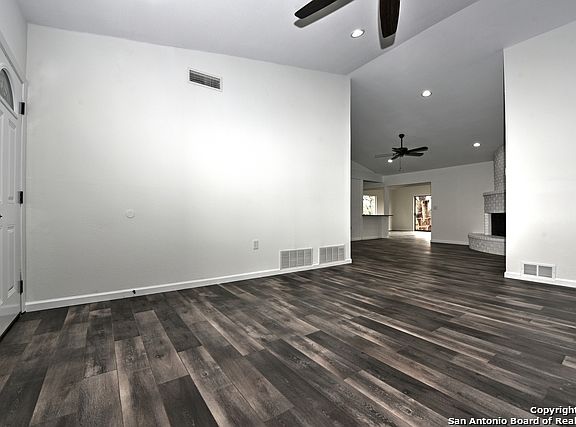 5th image of 11335 El Sendero St