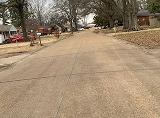 332 Trenton Rd, Forrest City, AR 72335