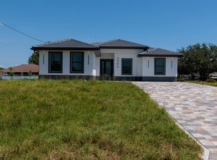 3218 4th St SW, Lehigh Acres, FL 33976