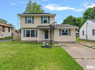 530 E Mill St, Rochester, IL 62563