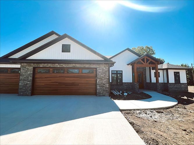 13150 N Dripping Springs Rd, Columbia, MO 65202 Zillow