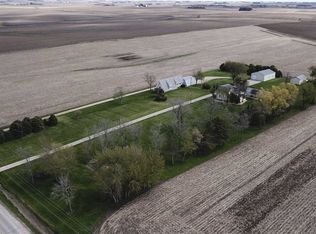 31094 110th St, Cedar Falls, IA 50613