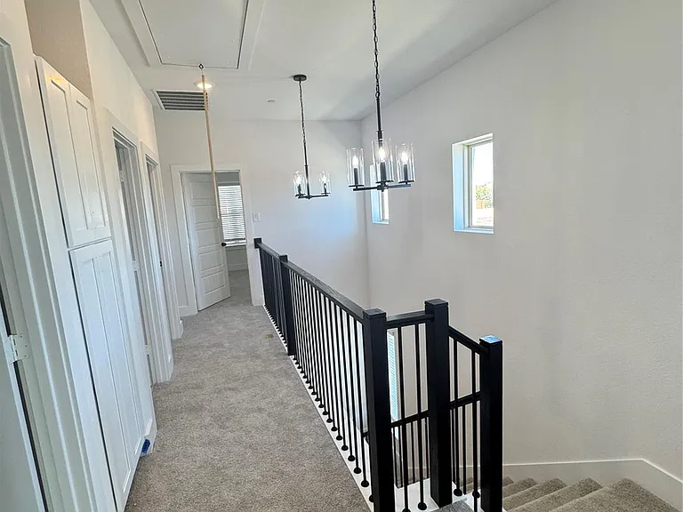 1232 Eureka Springs St — Photo 25