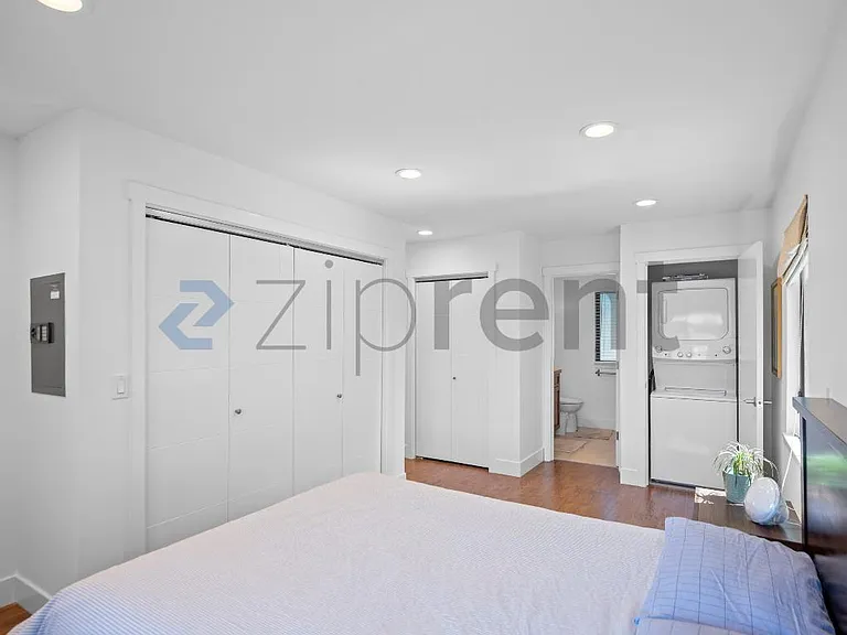 1701 Whitham Ave — Photo 50
