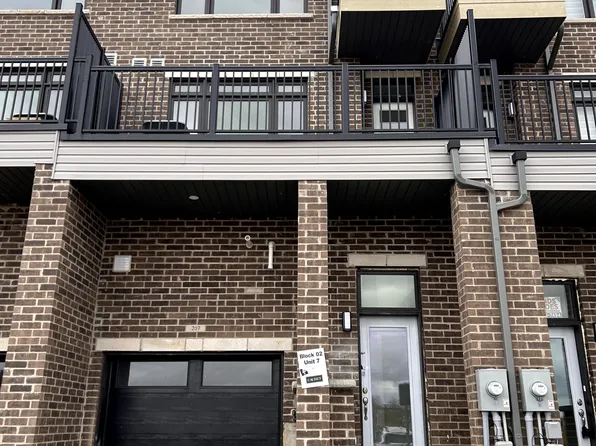585 Colborne St #207, Brantford, ON N3S 0K4