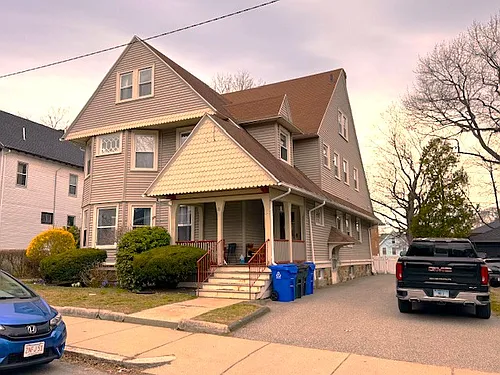 11 Bentley St #11 Photo 1