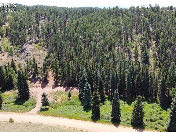 3rd image of 1570 Pathfinder Rd