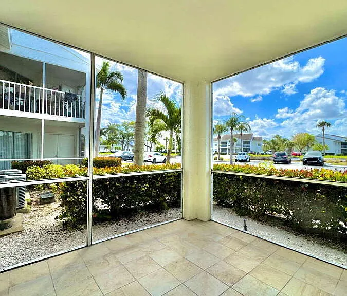 150 Santa Clara Dr #5 — Photo 30