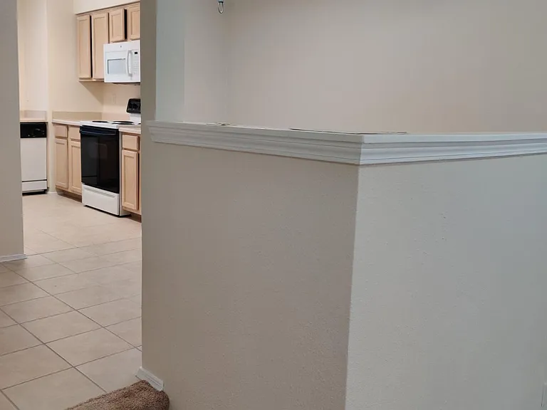 76 Loma Vista Dr — Photo 6