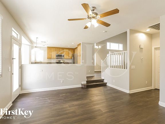 4th image of 1263 E Julian Dr